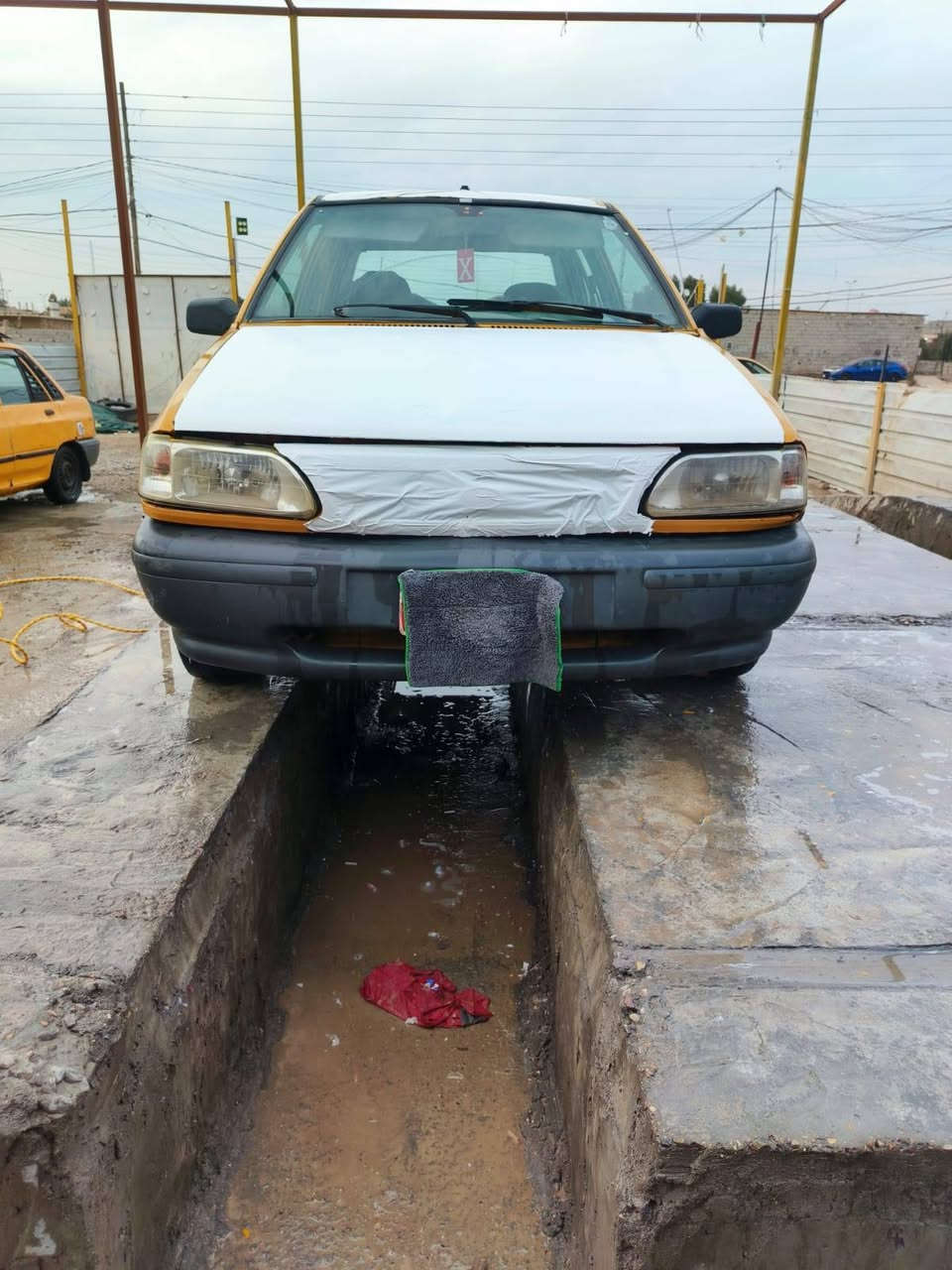 للبيع سايبه موديل 14رقم احمر بغداد تريد وكاله تريد تحويل مكينه بيها دخانه قليله بيها بالبرن كايم ودرايم شفت كير جديد صدر جديد كهربايات كلها شغاله السعر ١٢العنوان بغداد الستفسار على ***********
