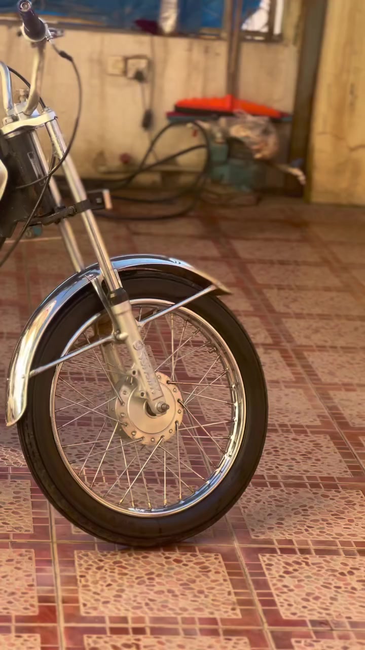 سلامو عليكم موديل٢٤ناميه ٣حروف فول ماشالله قويه 
مابي اي شي سعر ٣٧٥بي مجال هم امروس


**إذا كنت صاحب هذا الإعلان وتريد حذفه لأي سبب، رجاءا أرسل رسالة إلى الدعم الفني**