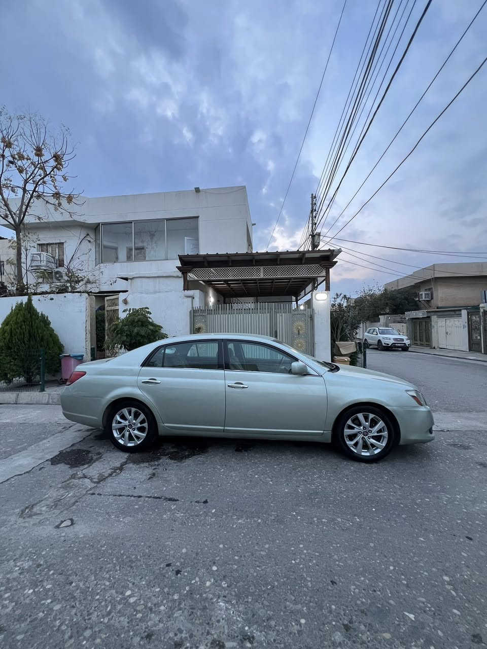 ‏﷽
تویوتا ئەڤەلۆن 
مودیل 2005
بۆ فروشتن 
گێڕ و مەكینە بەشەرت سبوغ عام كراوە بۆ جوانی تەبرید سارد گەرم جەمپی بچوكی پێش و پشتی هەیە سەیارەكە خەلیجیە سێرفسی كامل بۆ كراوە هیچ مەسروفی تێدا نیە هەمو گیانی بەشەرت نرخی 75 گەڵا
شوێن هەولێر
***********
***********
سلام العلیکم
تویوتا افلون
وارد خلیجی
موديل 2005
للبيع
سبخ عام للجامليه
كير محرك شرط حداديه جديد غرامه تحويل شرط سياره جديد من كل شي سعر ٧٥ورقه
مكان اربيل
***********
***********
