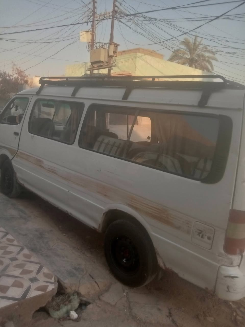 سلام عليكم فتون البيع موديل ٢٠٠٨كير محرك اكسل حداديه كفاله بيه طخه بل باب سيلايت تلكيط خياسات شويه بيه سعر ٤٥عنوان ديالى بعقوبة حي المعلمين نتصل ودلل ***********
