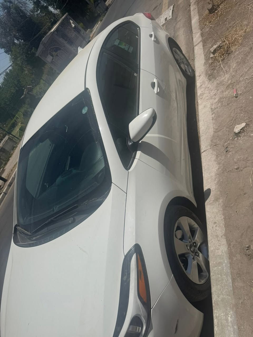 يالله سلام عليكم كروب للبيع فورتي موديل 2018. رقم اربيل سنويه ارقام جديده لل 2029 سنويه بااسمي سياره حادثه جنطه فقط عنوان الكاظميه. للاستفسار. ***********  اتصال او وات ساب. السعر 120 $. ماعجبك السعر.  اعبر المنشور.
