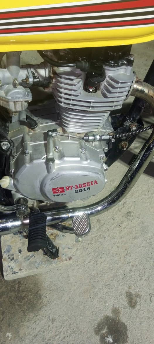 السلام عليكم اربعه قير موديل 16 النجف شارع المطار بنزين خانه 
300 شيء قليل
***********
