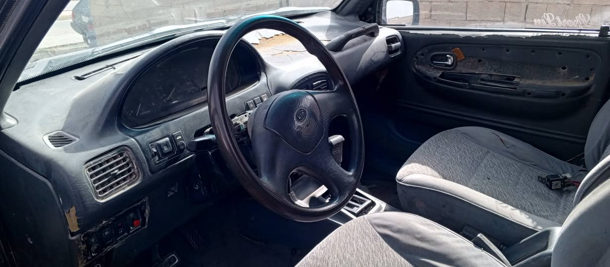 السلام عليكم رخصه الادمن كيا سبورتاج للبيع شغاله جير اوتوماتيك حديده للبيع سعر 10 اوراق  مراوس ***********
