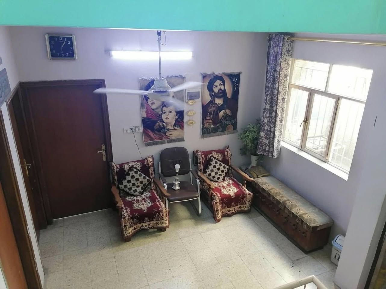 🏡 دار للبيع – بغداد / الحرية الثانية:
📍 الموقع: الحرية الثانية – محلة 426

(شارع أبو فراس – أبو الفلافل)

📐 المساحة: 150 متر

🏗️ البناء: مسلح نظيف (سنة 2008)

📏 الواجهة: 10 متر – النزال 15

✨ تفاصيل الدار:

• 4 غرف نوم

• صالة كبيرة

• مطبخ

• طرمة كبيرة

• 3 صحيات

• منور

• مخزن

• سطح كامل بمساحة البيت

📞 للاستفسار: ‭٠٧٩٠ ١١٦ ٨٠٣٩‬

🔑 دار مرتب وجاهز للسكن، موقع ممتاز وخدمي
