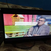 شاشة ٢٤بوصة • تلفزيون