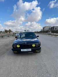 بي إم دبليو ٥٢٥ • ١٩٩١ • جير عادي