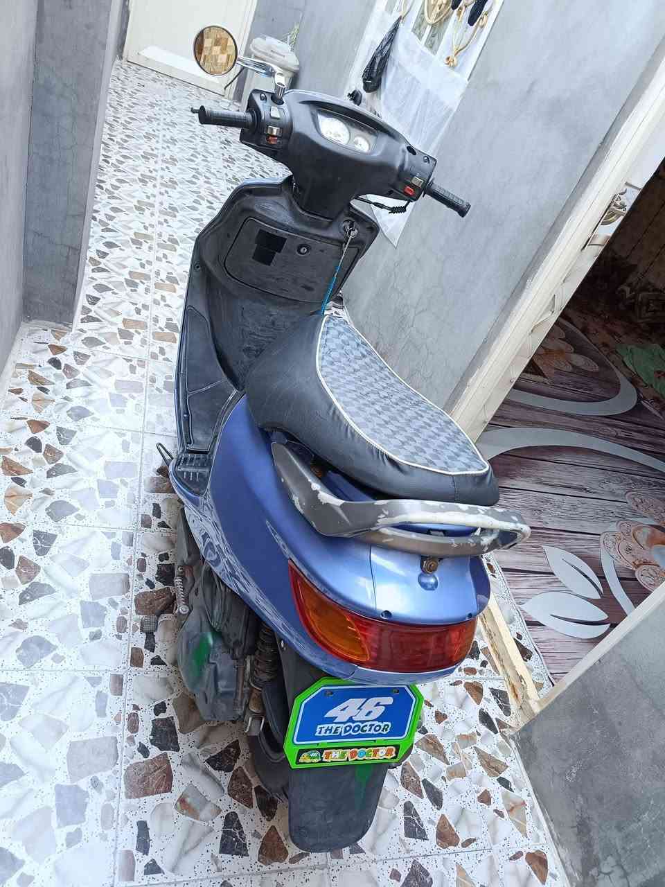 فراشه حاويه محرك  شرط مامفتوح نضيفة سلف هندر كهربائيات كله شغال  550 بيهه مجال  *********** مكاني نجف
