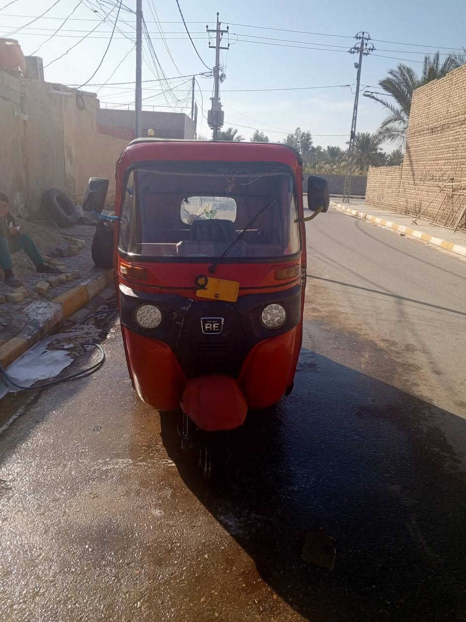 السلام عليكم اخوان تكتك للبيع موديل 17 شهر 11رقم وسنوية بأسمي السعر 3/900وبيه مجال تكتك خير من الله ومكينه عشرين بيه المكان كوت قضاء الحي وبيكم خير وتدللون علينه ***********
