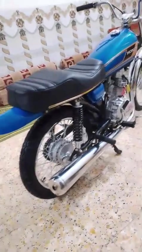 سلام عليكم دراجه البيع كلك سعر 500 وبيها مجال 
***********
