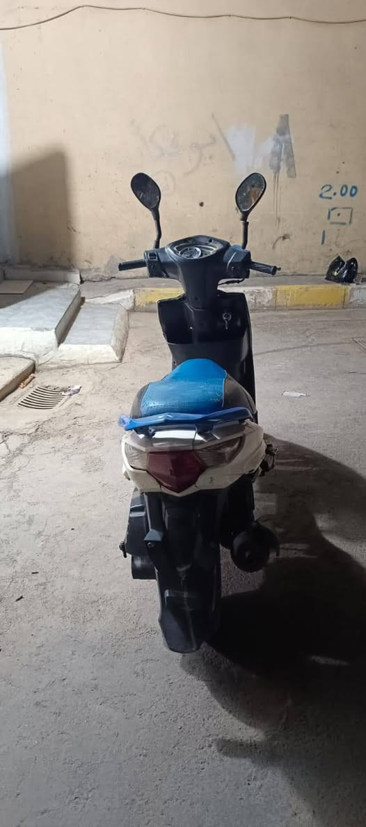 سلام عليكم ماطور هاوجر لبيع محركه نظيف برغي ما مفتوح كلشي بي شغال كهرباء هورن اشارات كلشي شراي يتواصل عله هاذ رقم *********** سعر 350 وبي مجال لطيبين مكاني رمادي لحوز قرب جسر لحوز
