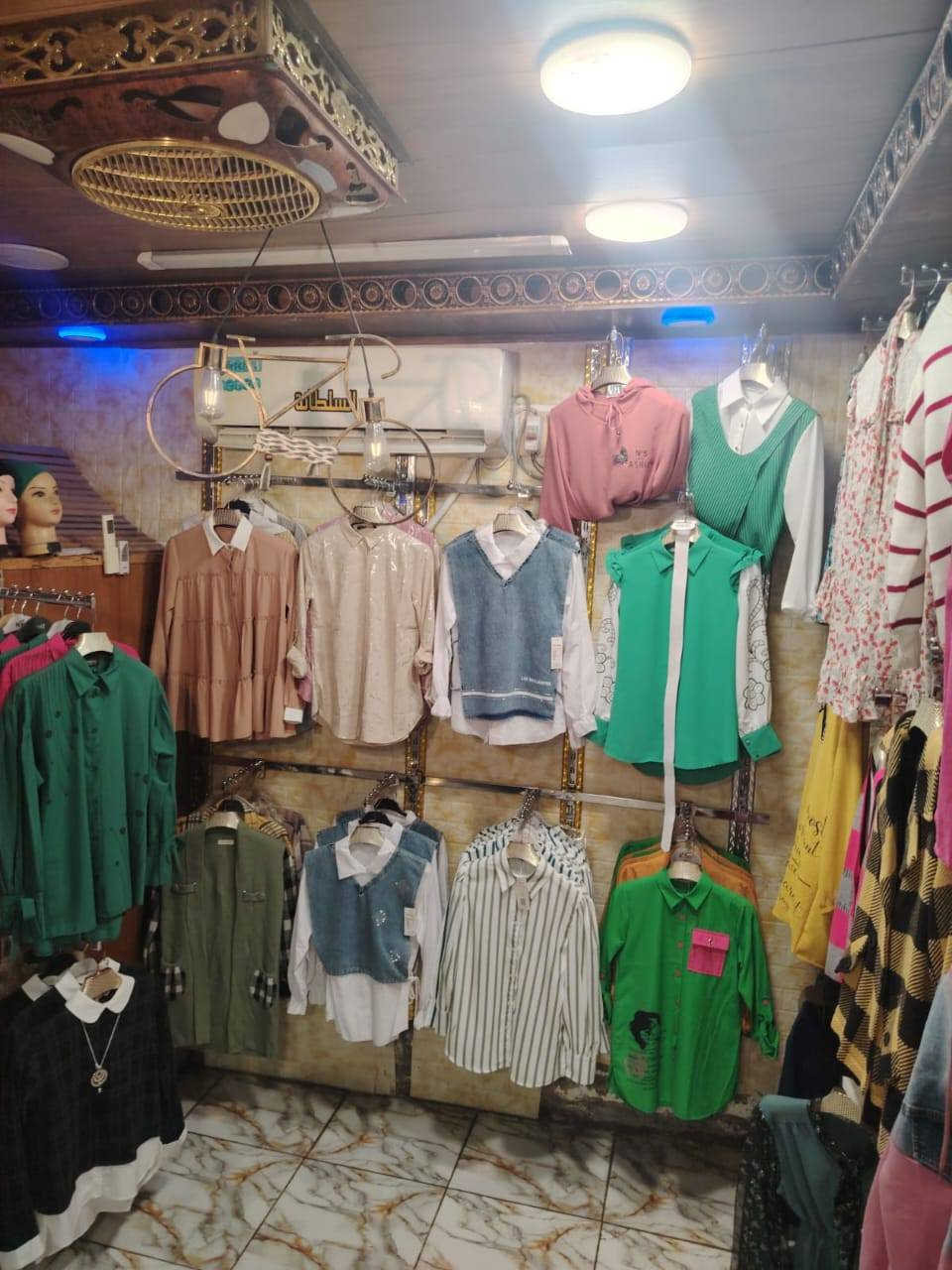 محل ملابس للبيع نسائي كامل بعقوبه سوق حي معلمين مجاور عياده دكتور نبيل  مقابل مختبر الهمام  موقع تجاري محل كامل لايوجد نقص لعدم تغرغ رقم الهاتف***********
نزال المحل 10 والجهية4 قرب مدرسه العدانيه موقع بنص السوك البيج مالته 15الف قوي وشغال🔥
