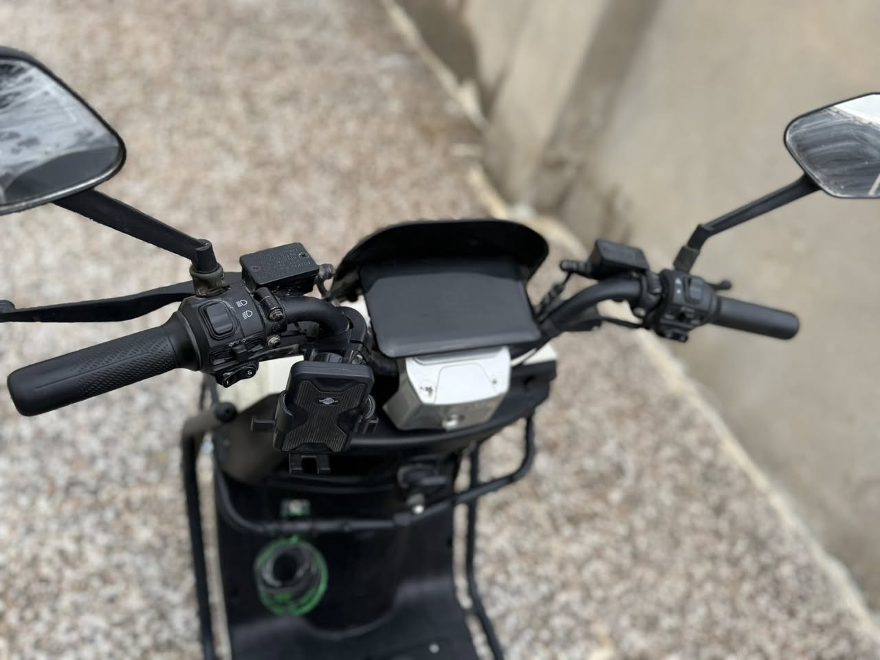 دراجه سبيد شحن 
موديل2025
دراجه جديده معنى الكلمه استخدام شخصي
6بطاريات لوك جديده
كهربائيات كلها شغاله 
برغي مابيها نقص
السعر800 وبيها مجال كلش قليل
العنوان المدائن
***********
