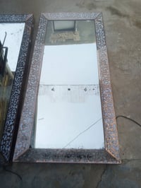 ٣ مريات • انارة داخلية • ٢ كراسي شيروكي