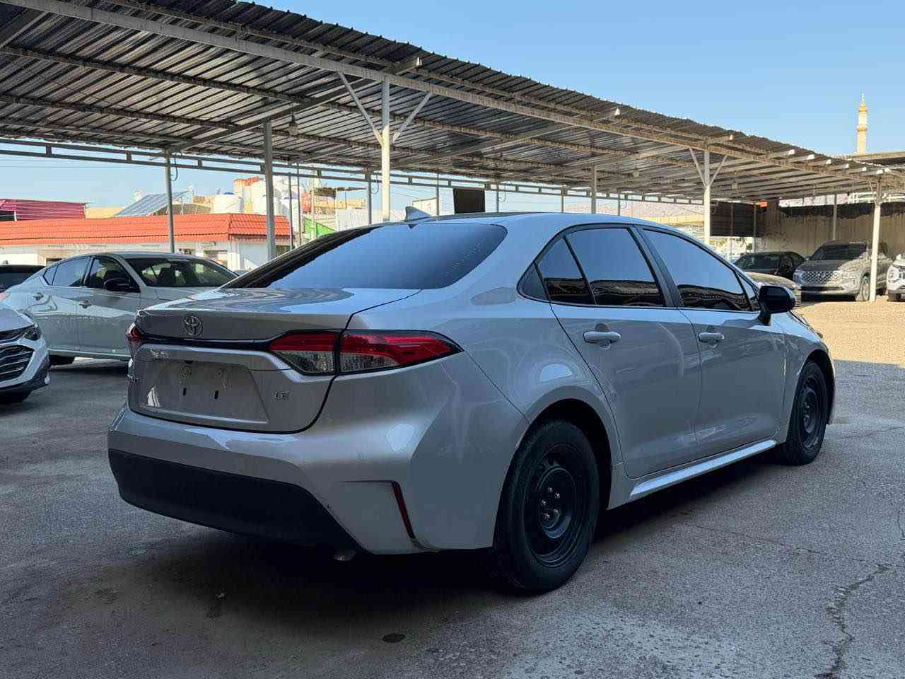 السلام عليكم 
كرولا موديل : 2024
السعر :132ومجال قليل 
حجم المحرك : 2.0L ( 4,سلندر )
ملاحظة السيارة :  نص بابين صبغ بدون دواخل 100%
امامى و خلفى كبس ✅

ارباگ سستم بلادى شرط فحص ✅

المواصفات : 
‏‎شاشة كبير
هاند بريك بصمة
اوتو هولد :    Auto Hold
اوتو ستارات : Auto Stard 
اوتو ستارات : Auto Stop‎
رادار امامي (تحديد مسار)
‏‎رادار جانبي (نقاط عمياء)
‏‎رادار خلفي (التحذير من الاصطدام)
‏‎حساسات امامي
‏‎حساسات خلفي 
نظام : Eco
نظام : Normal
نظام : Sport
تحكيم ستيرين
كشنات كهربائي 
لايتات ليد وعدسة زينون 
وبعد هواية مواصفات…
‏‎تفاصيل اكثر الاتصال علی ارقام التاليه 

‏ WhatsApp - Vibir‏‎‏‎‏‎
☎️***********

عنوان📍عقره اكر, نينوى
