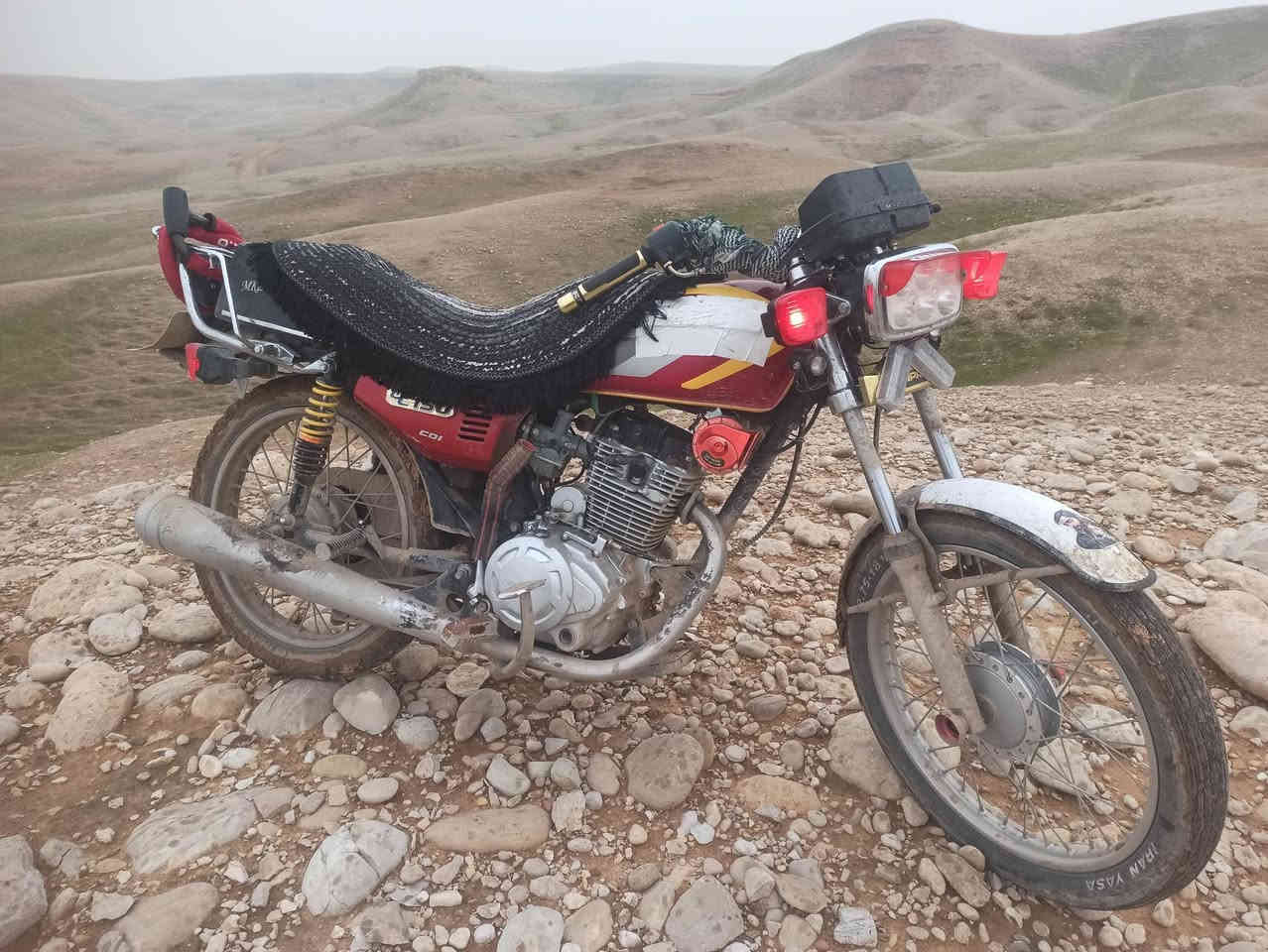 السلام عليكم للبيع دراجه موديل 24 محرك150 مكفوله مابيه اي نقص نكره سلف الشراي يتصل /***********
