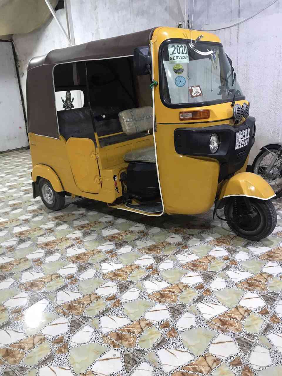 باجات 2018رقم وسنويه معمره دوس مكينه مجفته شركه

سعر ٦وبيهه مجال عنوان ابو الخصيب البهادريه
***********
