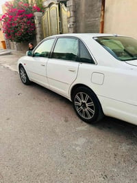 افلون للبيع موديل 2002خليجي فول بيها  صبغ بل جاملغ الخلفي جهت السايق و...