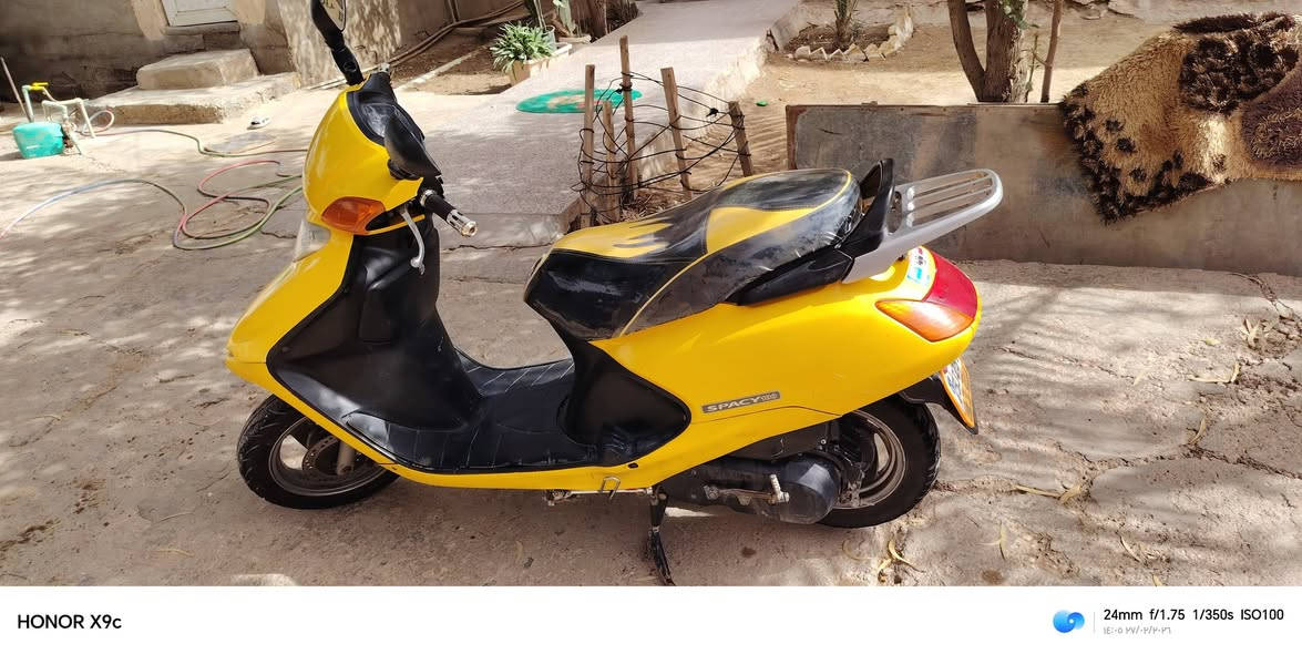 سبيسي ياباني كفرات اصليه كلها بلاد كابريتر اصلي مجفته مره وحده ٦٥٠ بيها مجال بسيط


**إذا كنت صاحب هذا الإعلان وتريد حذفه لأي سبب، رجاءا أرسل رسالة إلى الدعم الفني**