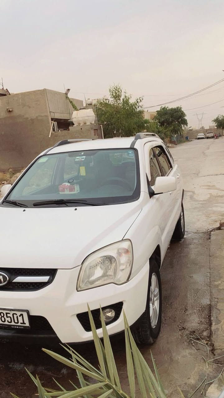 السلام عليكم سبورتج ٢٠٠٩ خليجي بأسمي رقم شمالي تريد تحويل تريد وكالة مكفولة من الصبغ والضربة فقط ربع الجاملغ الخلفي صبغ بدون دواخل صدر جديد خلفي وامامي على أيدي وتخم تاير جديد صار اسبوع شديته تدفئة وتبريد جيدة جدا   والسونار موجود مع الصور  مكان السيارة بغداد
للاستفسار الاتصال ع رقم 
***********
