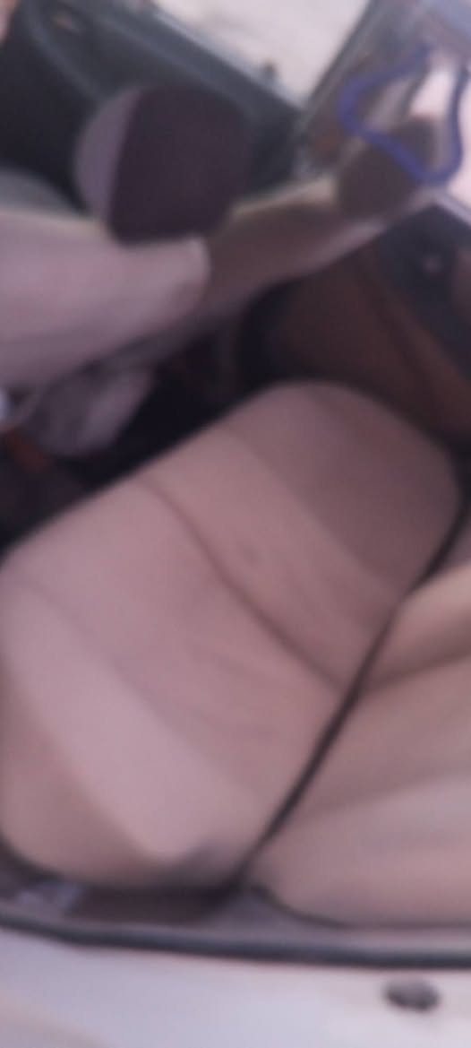 سلام عليكم عندي سيارة جيلي ام كي موديل 12 خصوصي رقم بابل سياره جاهزه مكان بغداد *********** /***********
