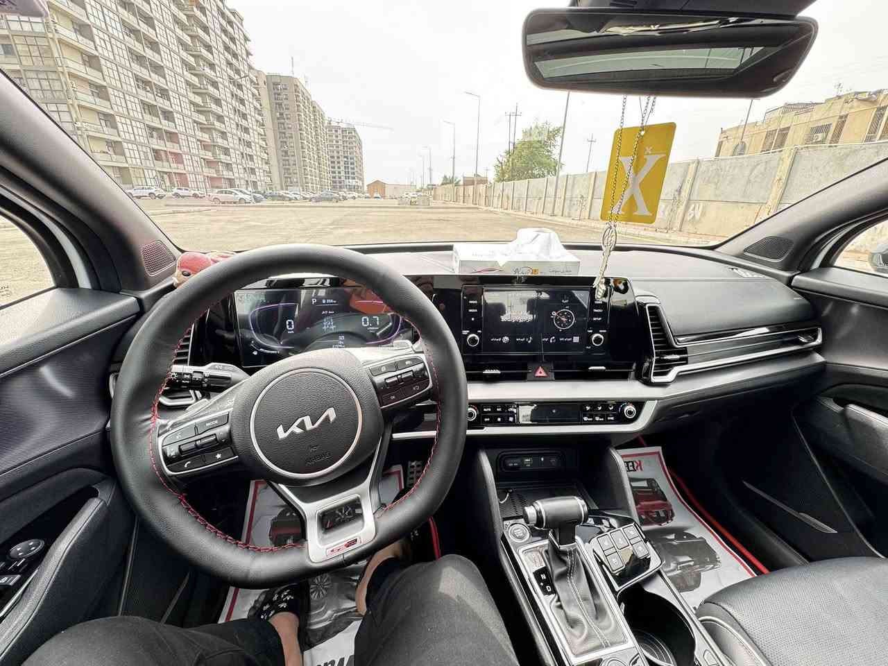 السلام عليكم….للبيع فقط

النوع :  سبورتج 2024 

⏺️ السعر  مناسب جدا وبيها مجال 

مرقم بغداد رقم تقريبن مميز 

بأسمي شخصيا 

مكفوله 

المواصفات 

:بنراما 

:صندوك كهرباء 

:شركه نم بل ضمان بعدها

 : خليجي 

 : ماشة 21500 

 : الموديل 2024خليجية GT

 : سعة المحرك 2.0L 

 : مرتبط بناقل حركة أوتو 6 نمر 

 :  عدد 2ايرباك

:  حساسات أمامية + خلفي

: لايت زينون + LED 

 : ويل كب 19

 : 4 دسك

: اريل نفكيشن

: مفتاح التشغيل بصمة 

: تشغيل عن بعد 

 : بصمة دخول الابواب 

: دشبول شاشة 

 :شاشة Apple Car play

 :كاميرا خلفيه دواره

 :الانارة الداخلية شمسي 

 :المقاعد جلد ومخمل علامة جي تي

:حركة المقاعد الأمامية كهرباء

 :تدفئة المقاعد الأمامية 

 :تدفئة المقود 

 :تتسع المقصورة ل 5 ركاب 

:مثبت السرعة Cruise

 :المودات والأوامر الصوتية

:أوضاع القيادة  Drive Mode

 :فحص أنظمة السيارة 

 : حساسات اطارات 

 : شفتات مقود: 

 : قطعتين تبريد

: هاند بريك بصمة 

 : ا ABS

: ا Auto Hold    أوتو هولد

: ا ISO Fex        ايزو فكس

: نظام مانع الانزلاق

 : نظام نزول المنحدرات

: النقطة العمياء 

 : اشارة في المرايا الجانبية

 : مخرج منفذ الطاقة 

 : ا  Bluetooth / USB

 :  شاحن هاتف Wairlees

العنوان بغداد حي الجهاد 

☎️ ***********
معروفه GT لاند بلموصفات 
ضمان الدولية 
المقاعد تبريد وتفئه
