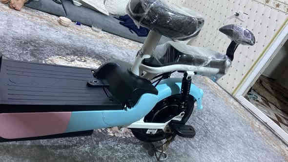 ماطور شحن حجم 14 اخو الجديد شاشه أيباد نظيف جدا بطاريات بشرط جديد سعر 190الف ومجال  مكان أربيل ***********
