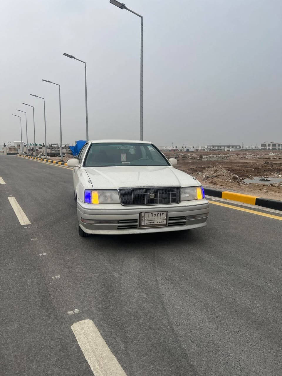 السلام عليكم 
راس الثور للبيع موديل ٩٧ رقم بصره اصل شرط التحويل 
مكينتها vvt 3000 ام ابطل 
سياره كشنات كهربائيه
الكشنات الخلفيه فصل كهربائي 
١٢ قرص 
فول مواصفات ماعده التنته 
تبريده شغال 
تخم تأير جديد 
سياره كلها ع بلادها 
سنويتها لل٢٩
وبضربه بسيطه بصندوك 
السعره ٨٥ وبيها مجال
للاستفسار متوفر اتصال ووتساب 
***********
