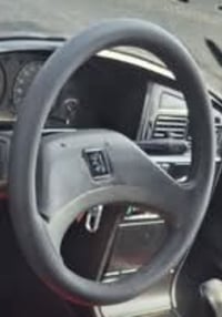 عندي دركه بيجو عام نظيفه امانة الله السعر 25 وبيهه مجال رقم الهاتف 077...