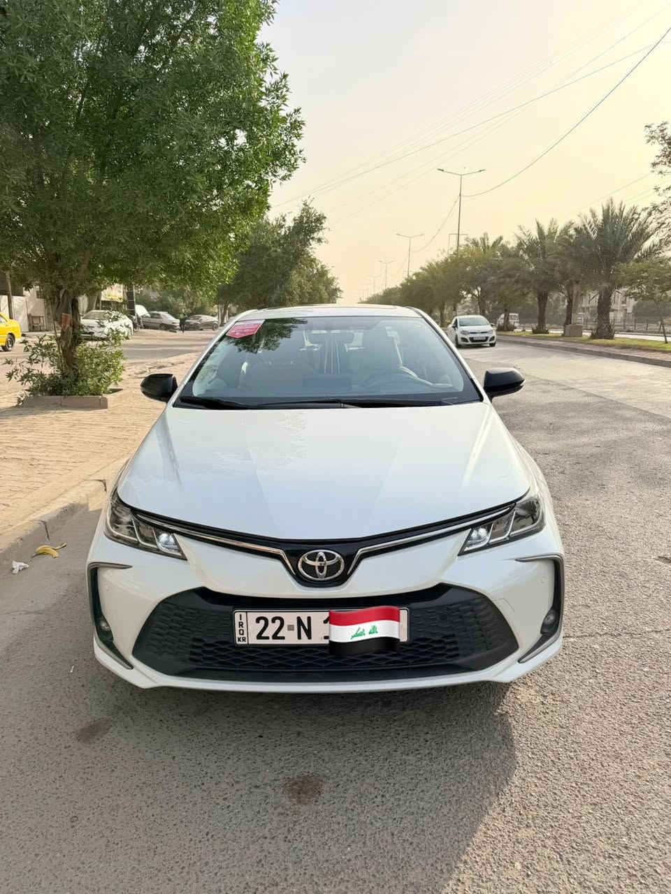 السلام عليكم
تويوتا كورلا 2025 خليجي 
شركه ساز SAS 
رقم اربيل

ماشية 37الف كم
فول مواصفات للاخير 1/1
فتحة سقف
حجم المكينة : 1800 بنزين فقط
بصمة تشغيل 
دخول ذكي 
تبريد قطعتين 
شاحن لاسلكي وايرلس 
تحكم ستيرن 
مثبت سرعة 
شاشة 
كاميرا خلفي
جنح خلفي بلادي 
حساس امامي خلفي 
ويلكب كروم 
مري شفط 
مري كروم اسود 
اشارة بالمري 
لايت لد 
صيانة مجانية 40 الف او سنتين

السعر 18500$ وبيه مجال بسيط

العنوان بغداد 

الاستفسار 
***********
***********
