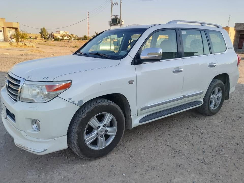 لاندكروز 2008مكفوله بدون صبغ
السعر 275 وبيها مجال
***********
