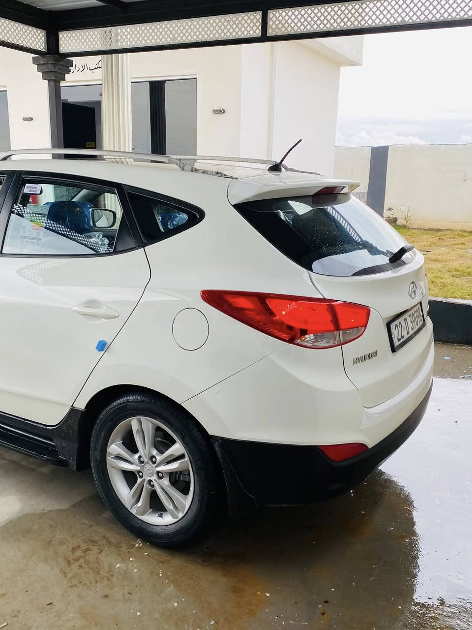 هونداي تكسون 2010
بنرامه داخل لونين 
ويل كروم 
شاشه تحكمات ستيرن 
رقم دولي سنويه جديد
طخم جديد 
بدون صبغ 
الاستفسار:***********
