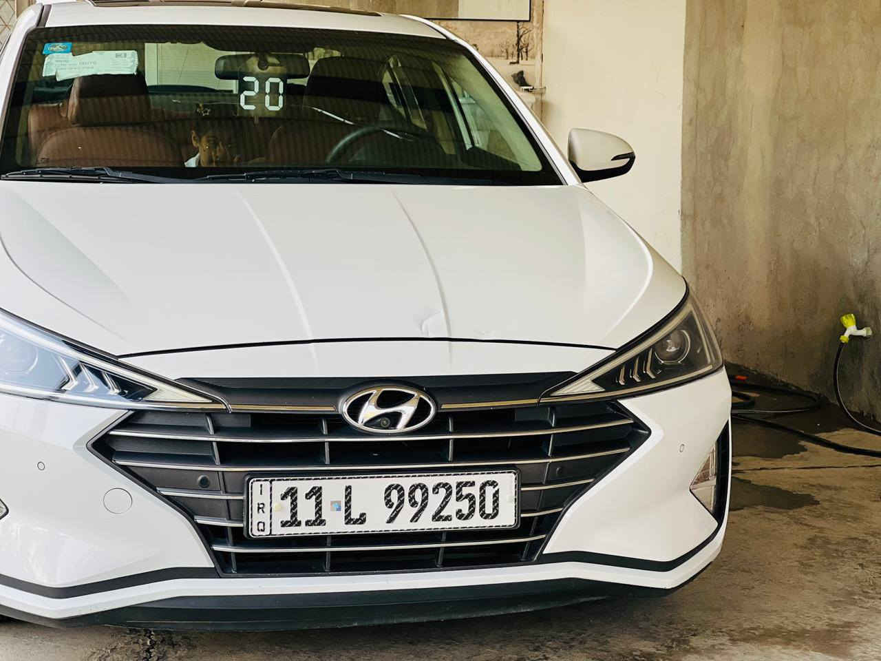 سلام عليكم النترا 20
خليجي فول 1 ع 1 
قطعتين تبريد 
داخل صاج. جلد 
5 ويل كروم 
بصمه 
فتحه 
صدوك ذكي يفتح عند الاقتراب 
منضومه زنون 200$ 
3 وضعيات قياده 
كأمره إماميه خلفيه
حساس امامي خلفي 
رقم بغداد بسمي
مكان السياره بابل لاستفسار عل الرقم ***********
