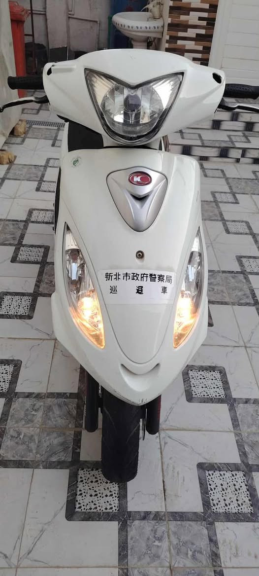 السلام عليكم دراجه كامكو بوليس موديل 16 مكينه 150
كفاله مكينه وكفرات السعر مليون و250 وبيه مجال


**إذا كنت صاحب هذا الإعلان وتريد حذفه لأي سبب، رجاءا أرسل رسالة إلى الدعم الفني**