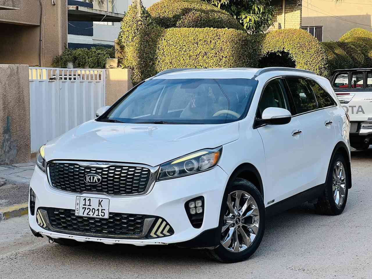 سورنتو 2016 وارد ستة سلندر بدون ايرباك صبغ جاملغ وبنيد وجاملغ خلفي رقم بغداد سعرها 174 وبيه مجال مكينه ستة سلندو كفالة كشنات كهرباء  تبريد ثلج تخم تاير جديد كشنات تدفئة كامرة خلفية دوارة حساسات خلفية فور ويل بردات جانبية اشاير بلمري نضام ايكو سياره جاهزه من كل نقص مكاني بغداد *********** مامتواجد علنت شراي اتصل
