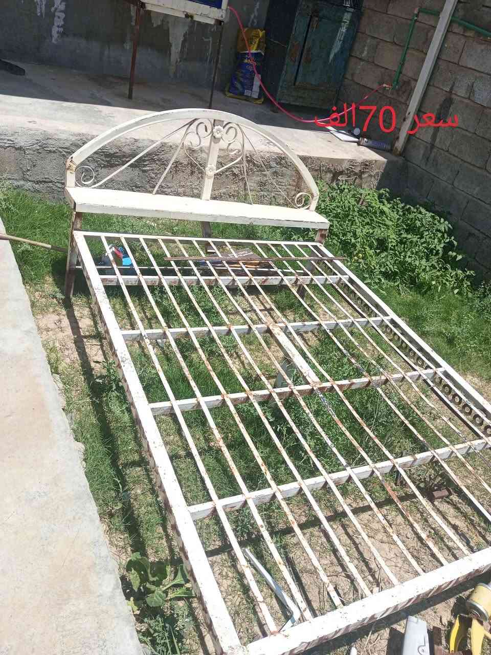 سلام عليكم غراض البيع استفسار خابر على رقم ***********
