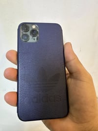 ايفون ١١ برو ذاكره ٦٤ بطاريه ٧٣ شاشه مبدله تفصيخ اصليه اصليه جداً  الض...