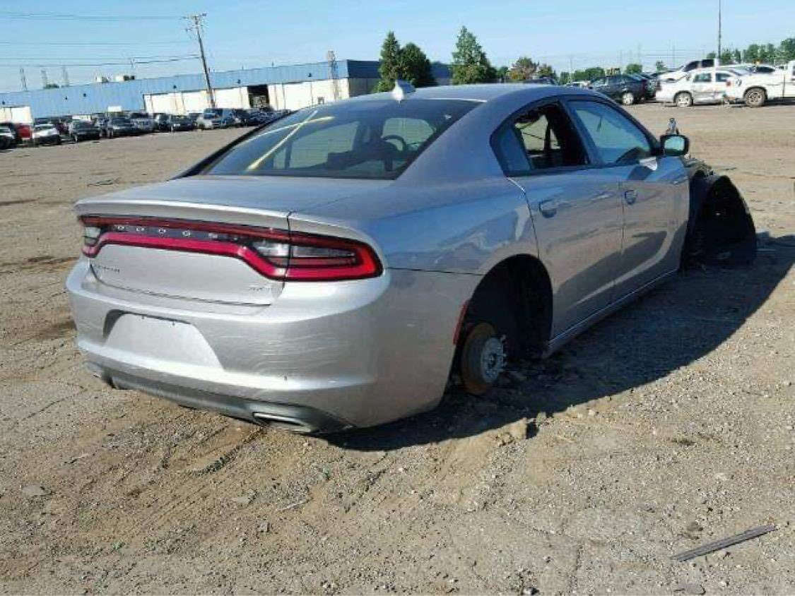 السلام عليكم
جارجر SXT موديل 2016  حادث سرقه بدون صبغ  قطع اصليه سعر 178 او بيه مجال  رقم بغداد مكان السياره  بغداد حي  الجهاد  تحويل مباشر  
استفسار 📞 
☎️ ***********
