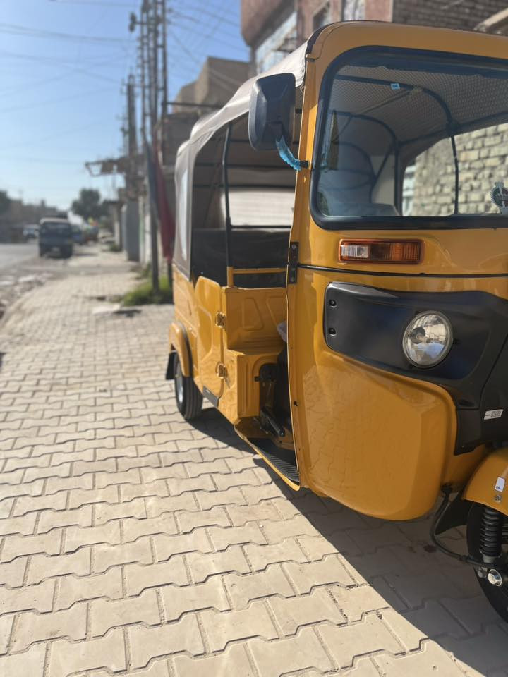 سلام عليكم 
تكتك 22
رقم وسنويه تحويل ثاني يوم
كفاله عامه 
جاهزه من كلشي 
الاستفسار
***********
