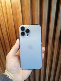 ايفون 13pro max ذاكره ٢٥٦ بطاريه ٩٠ جهاز مكفول وفول النظافه للاستفسار ...