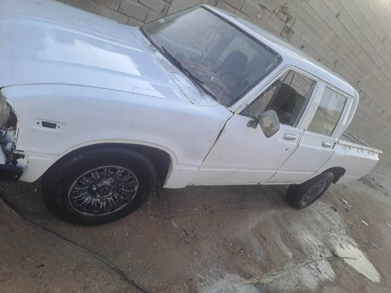 بيكم مديل ٨٢ رقم ذي قار 
المكان البصره الزبير 
السعر 20
*********** Singapore
