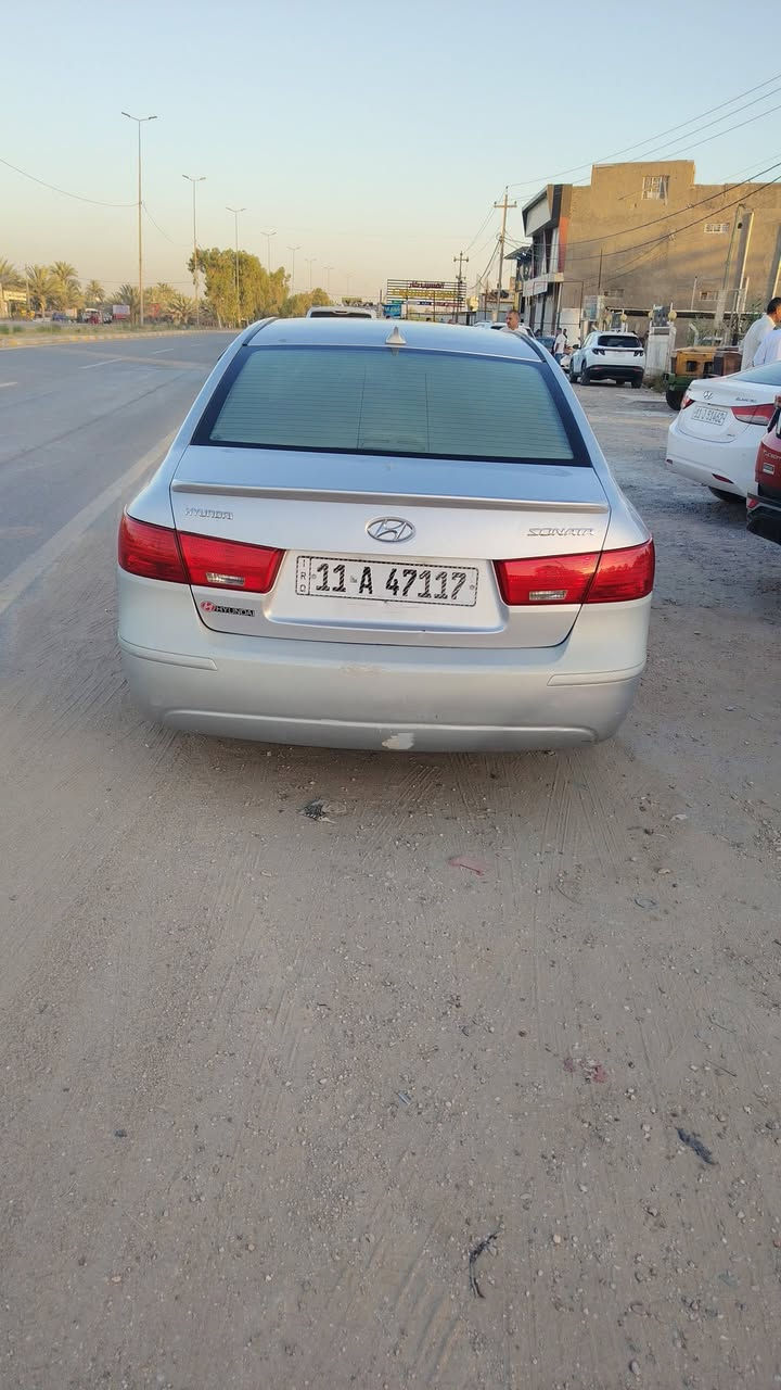 السلام عليكم سوناته 2009 رقم بغداد كير او مكينه كفاله تخم تاير بيه اربع قطع بدون دواخل  + فتحه السعر 115$ بيه مجال قليل مكان السياره بابل سدة الهنديه رقم الهاتف ***********

