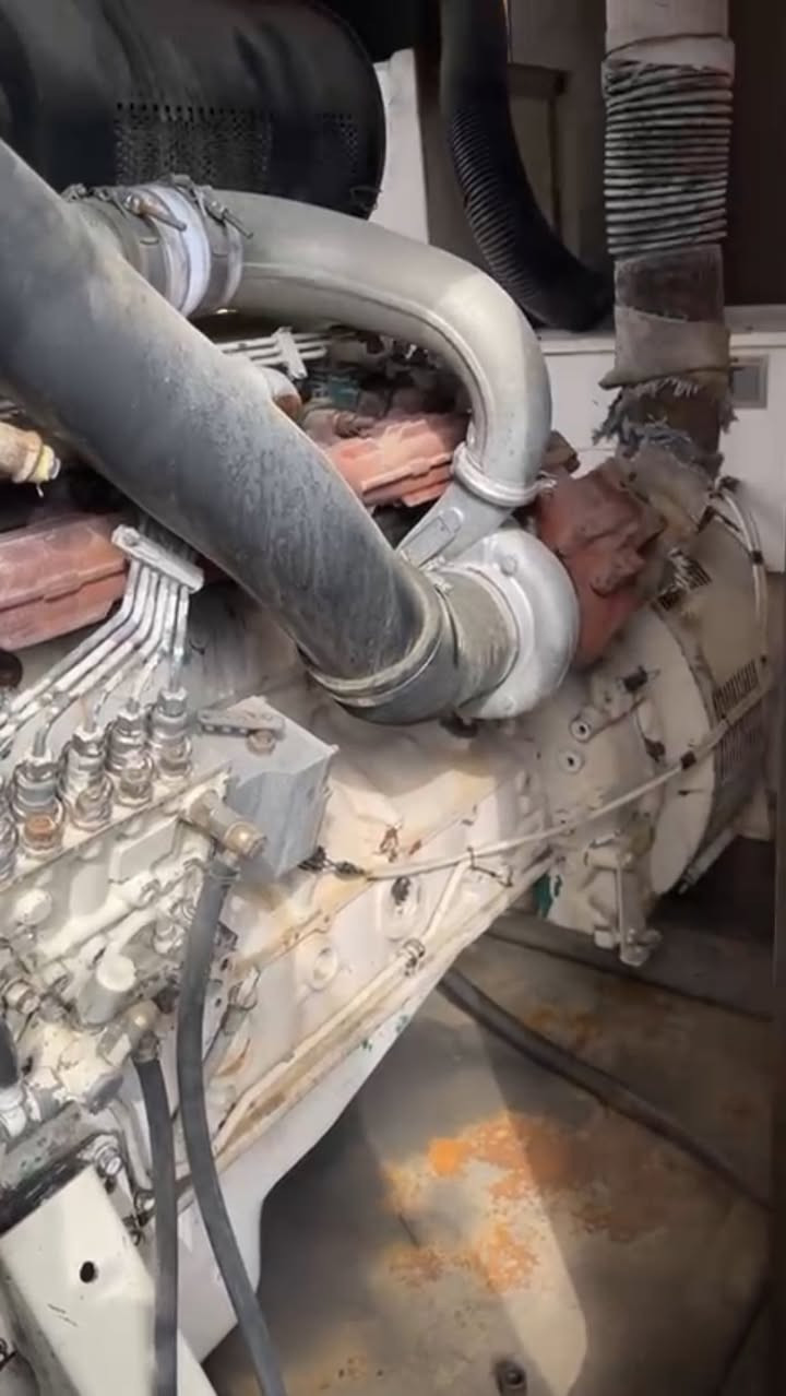 السلام عليكم فالفو 74 كاتم نضيفه كلش
300كي 
السعر 85
***********
