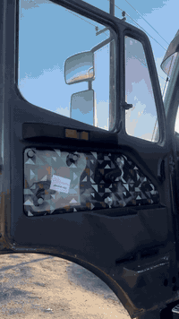 تريله للبيع موديل 1992 مكينه 44 كير فافون مجموعه جيئف رقم بغداد مكفوله كفاله عامه للاتصال ***********
