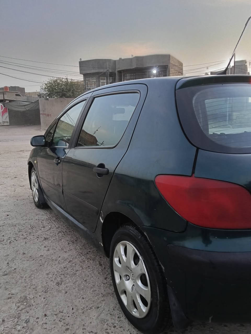 سلام عليكم (بيجو فرنسي)(2005) 
سياره بسمي مكاني بابل شارع60
سعر 47وبيه مجال سياره كير ومكينه مكفوله ونضيفه وحلوه ***********واتساب فقط فقط 📵📵📵📵📵
