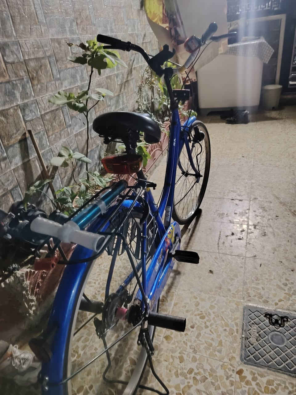 السلام عليكم اخوان عندي هذا البايسكل للبيع السعر 85 وبي مجال الخاص مالي مفتوح


**إذا كنت صاحب هذا الإعلان وتريد حذفه لأي سبب، رجاءا أرسل رسالة إلى الدعم الفني**