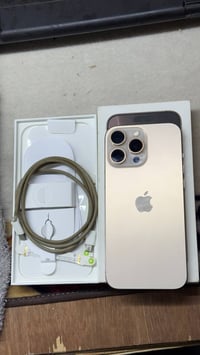 آيفون ١٦ برو ماكس • ٢٥٦ • بطارية ٩٩