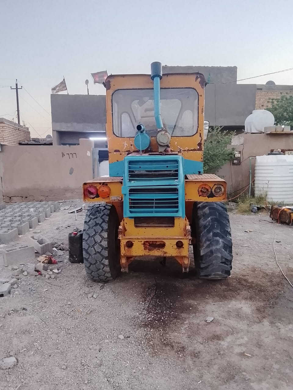 للبيع كوماتسو حجم 50 موديل 91 رقم منفيس  جاهز للعمل السعر 75وبي مجال الاستفسار *********** العنوان الكوت
