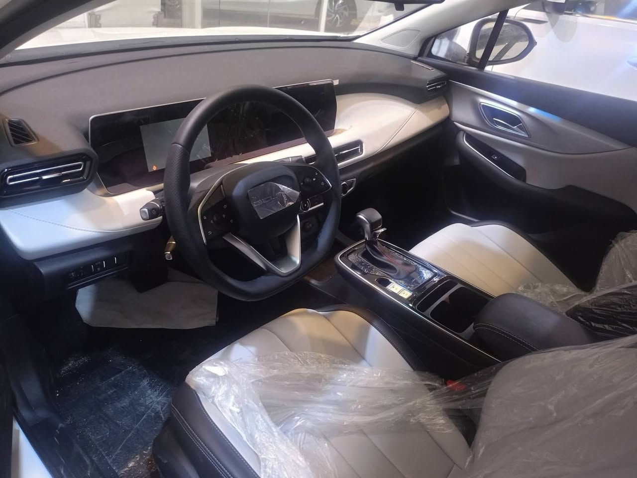 السلام عليكم بايك مديل 2026 رقم واسط بسمي حره سياره ماشيه 450 كيلو السعر 130 بيهه مجال قليل جدا *********** مكاني الكوت
