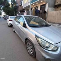 أكسنت للبيع 2012 وارد أمريكي الحادث جاملغ خلفي وباب لون سلفر  السياره ...