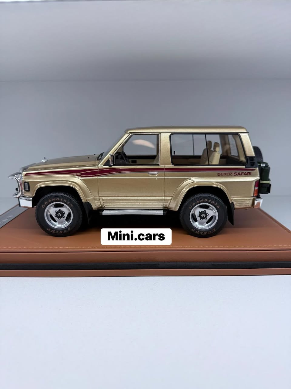 NISSAN PATROL 1994

Scale : 1/18

 (free delivery inside Erbil)

WhatsApp: +9647504702207

‎التوصيل لجميع مناطق اربيل مجانا

‎گەیاندن بەخۆرایە بۆ ناو شاری هەولێر
